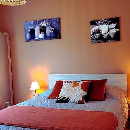 Vivre Benaise Chambre D'Hotes Chaunac Exterior foto